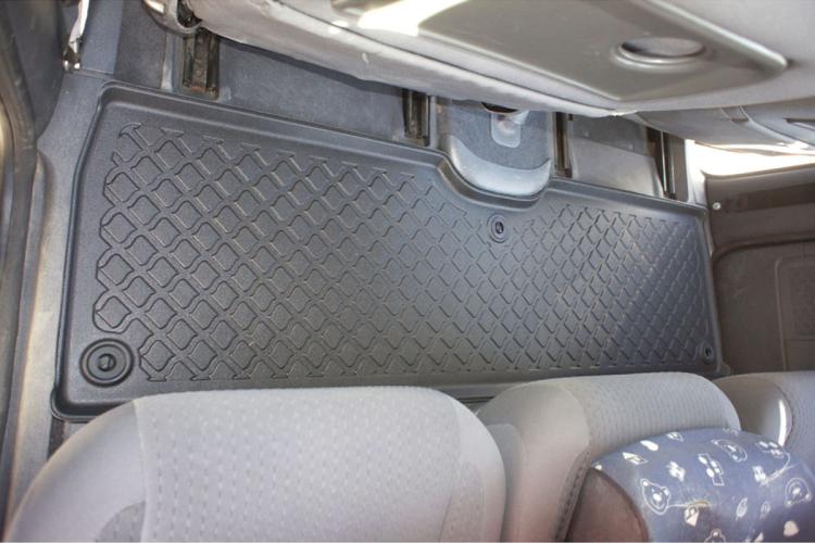 Preview: Allwetter Fussmatten für Ford Galaxy / Seat Alhambra / VW Sharan 1995 bis 2010
