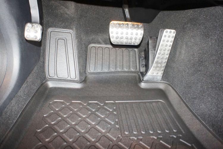 Preview: Allwetter Fussmatten für Mercedes E-Klasse ab 2009 bis 2016