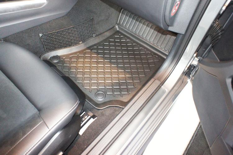 Preview: Allwetter Fussmatten für Mercedes E-Klasse ab 2009 bis 2016