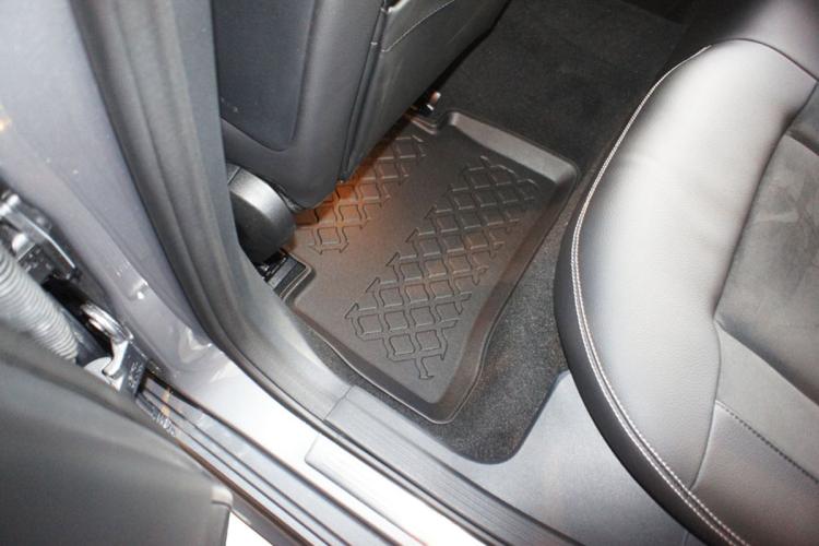 Preview: Allwetter Fussmatten für Mercedes E-Klasse ab 2009 bis 2016