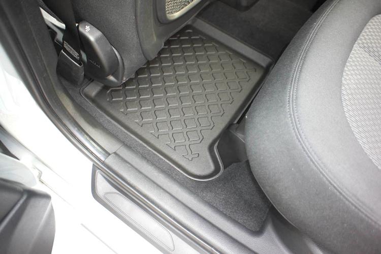 Allwetter Fussmatten für BMW 2er Gran Tourer ab 2015